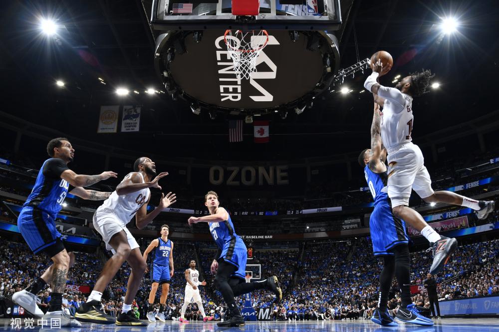 场比赛的缩 场比赛的缩