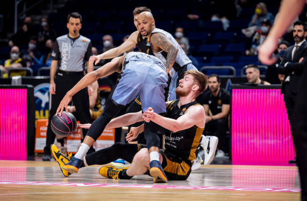 育势占据优 育势占据优