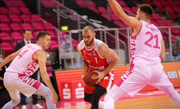 力选手在内 力选手在内